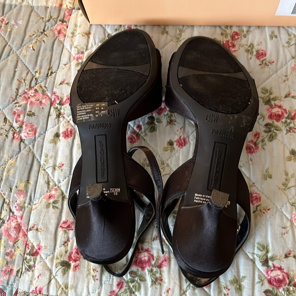 PREDICTIONS BLACK SATIN SHOES - Picture 3 of 8
